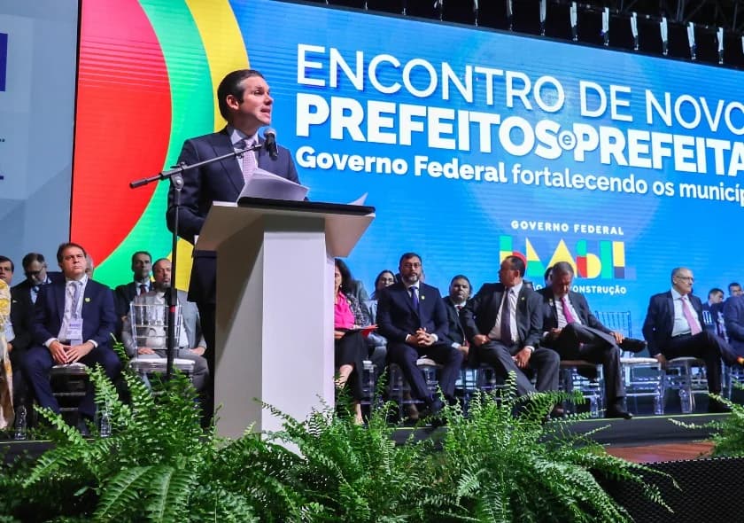 Confessionário de Brasília: Hugo ouve opinião de prefeitos sobre 2026…