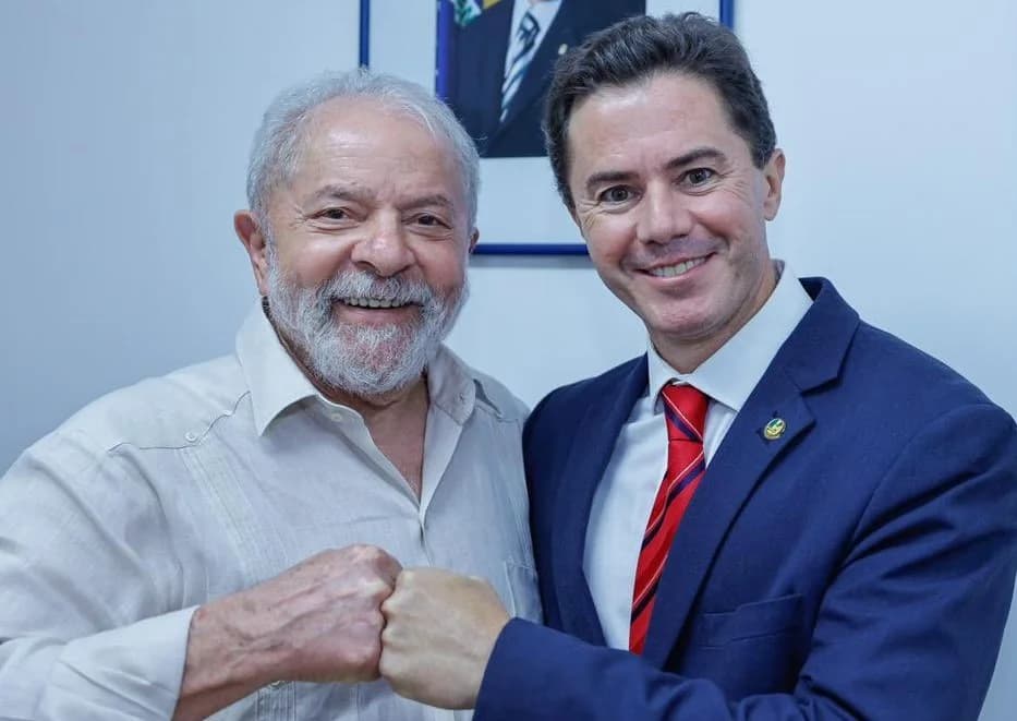 Veneziano sobre movimento de Efraim: “Meu palanque é o de Lula!”