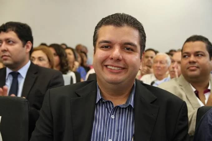 Enquanto espera o sim de Cartaxo, Diego Tavares segue patrocinando postagem nas redes