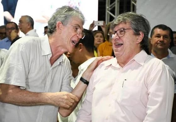 Nem Lula une Ricardo e João