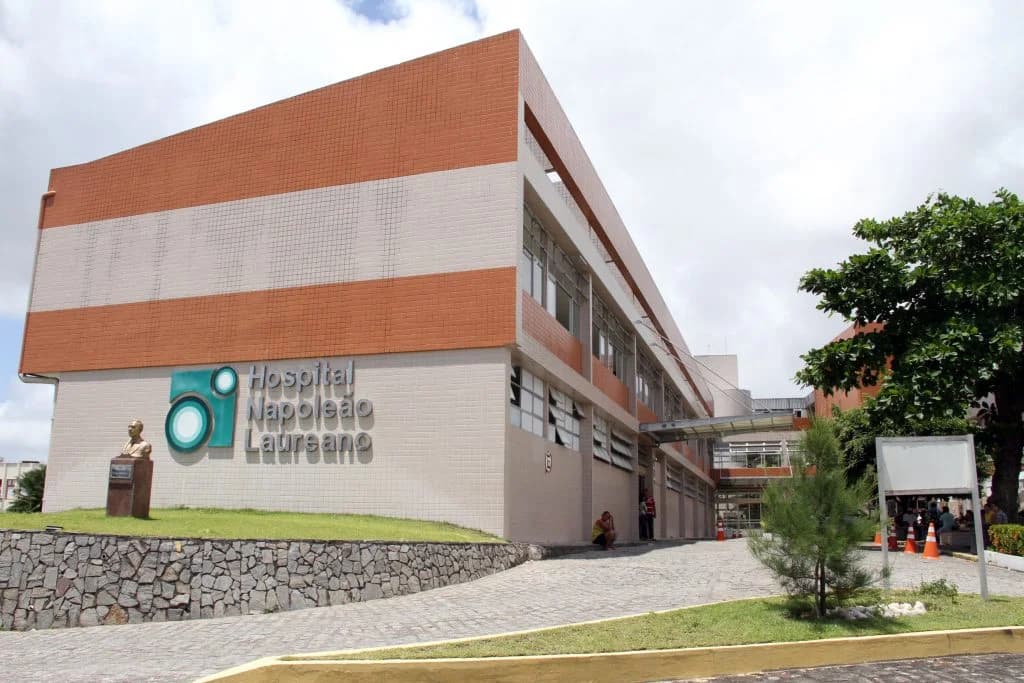 Um real por mês resolveria todo o déficit do Hospital Laureano; duvida?