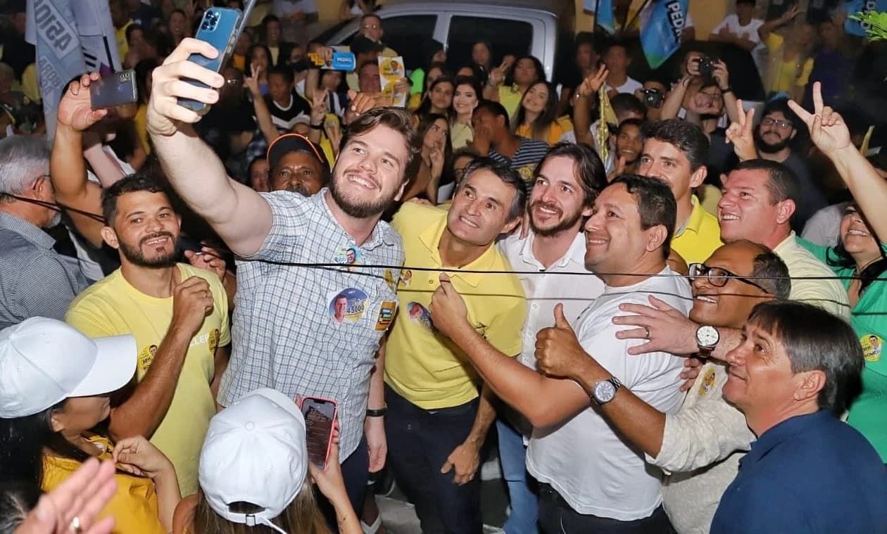 Pedro não tem tempo para ver o que acontece em Campina, mas quer que Campina tenha tempo pra ele
