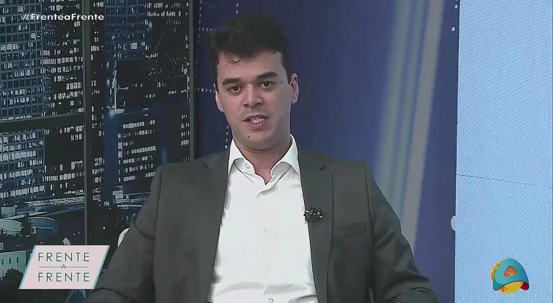 Ari Reis rasga elogios a Lucas e parece ser um dos poucos secretários a entender a receita de João