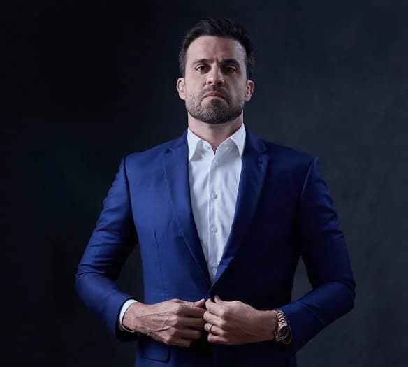 Pablo Marçal humilha a imprensa e ela adora