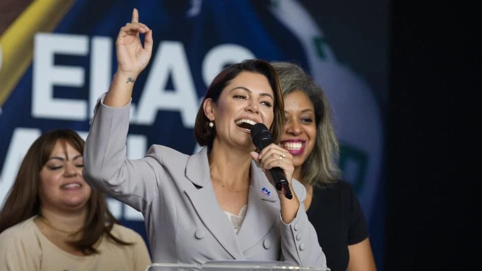Com o marido em casa, Michelle Bolsonaro vem dizer a Paraíba que 2026 é logo ali